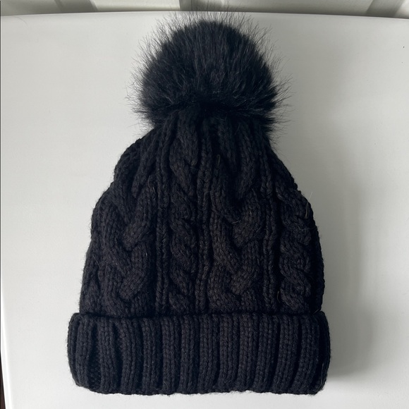Black Cable Knit Pom Winter Hat - Picture 4 of 5